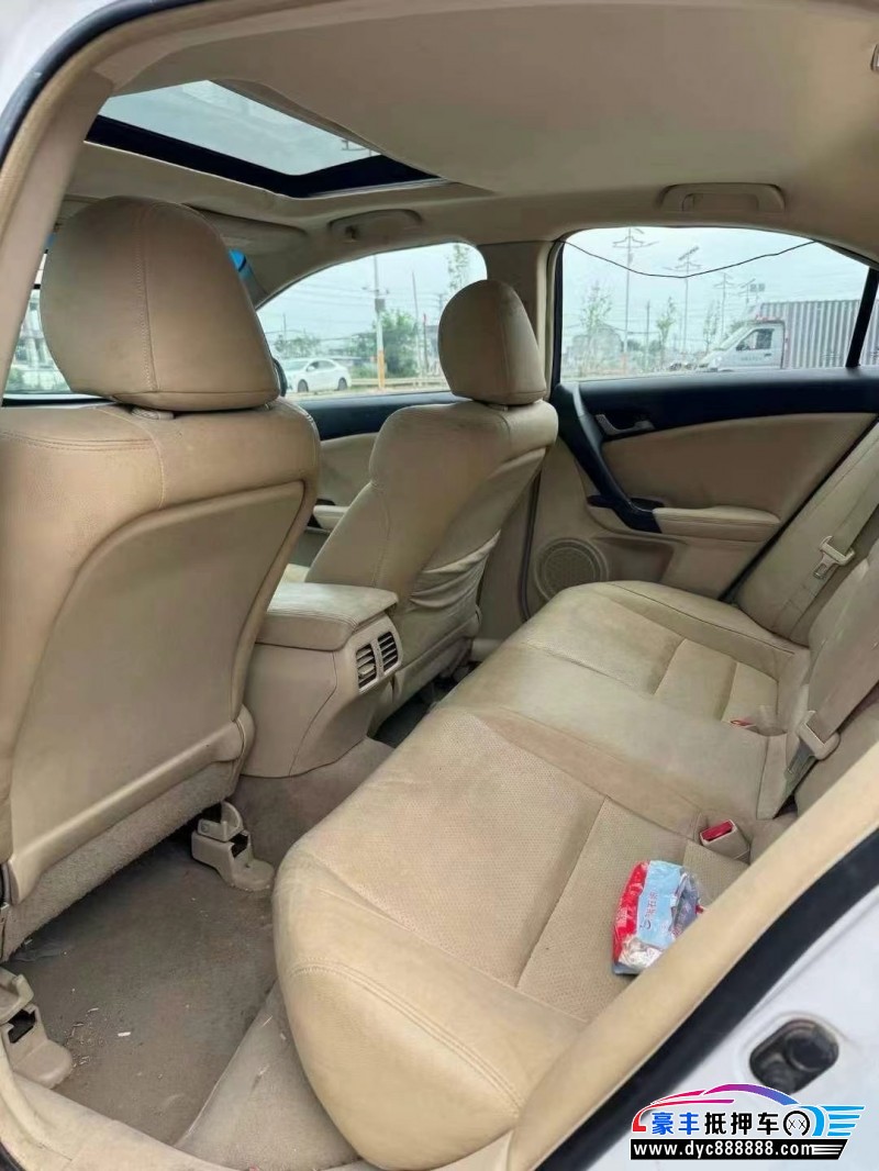 10年本田思铂睿轿车抵押车出售