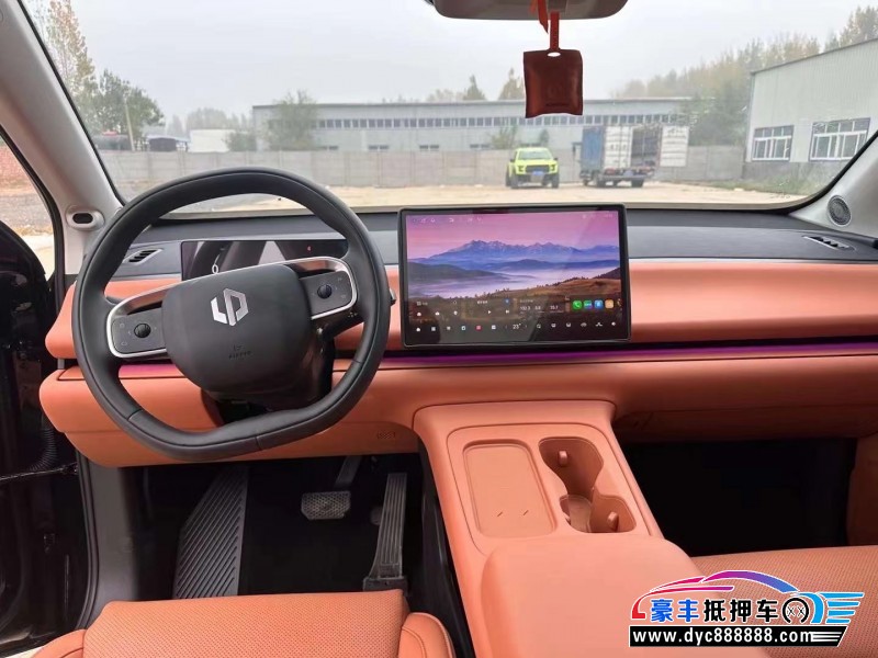 24年零跑C10轿车抵押车出售