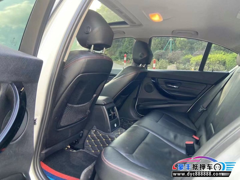 12年宝马3系轿车抵押车出售