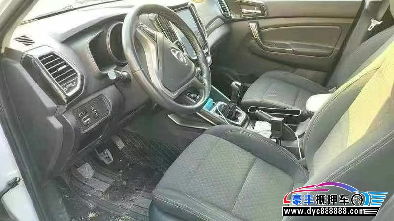 16年长安CX70轿车抵押车出售