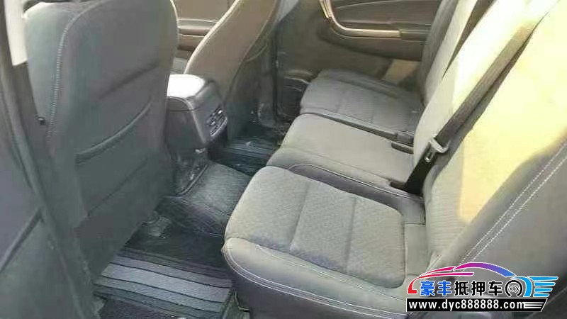 16年长安CX70轿车抵押车出售