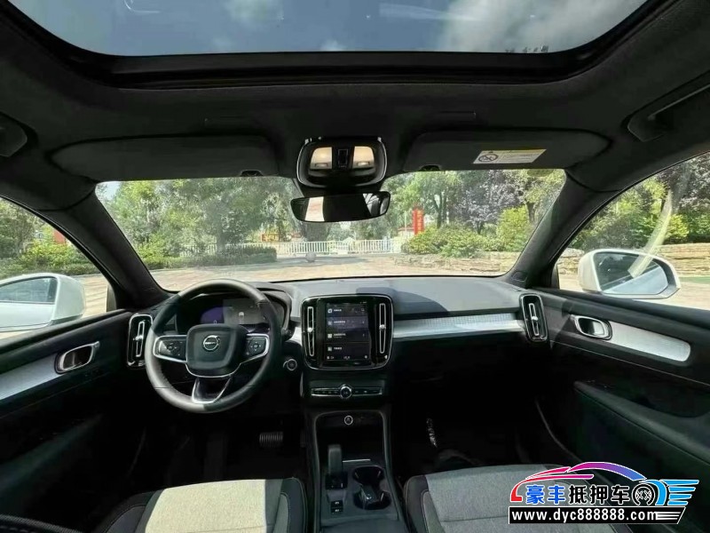 23年沃尔沃XC40轿车抵押车出售