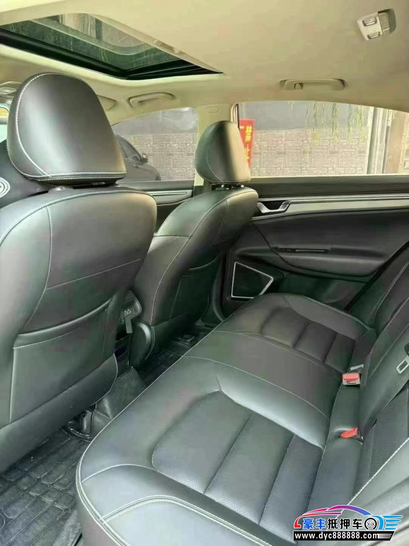 18年吉利帝豪轿车抵押车出售