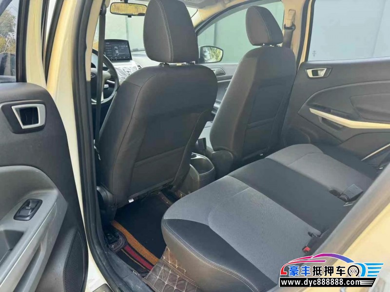 17年福特翼搏轿车抵押车出售