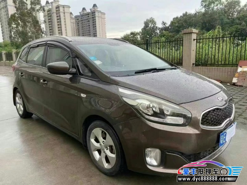 14年起亚佳乐轿车抵押车出售