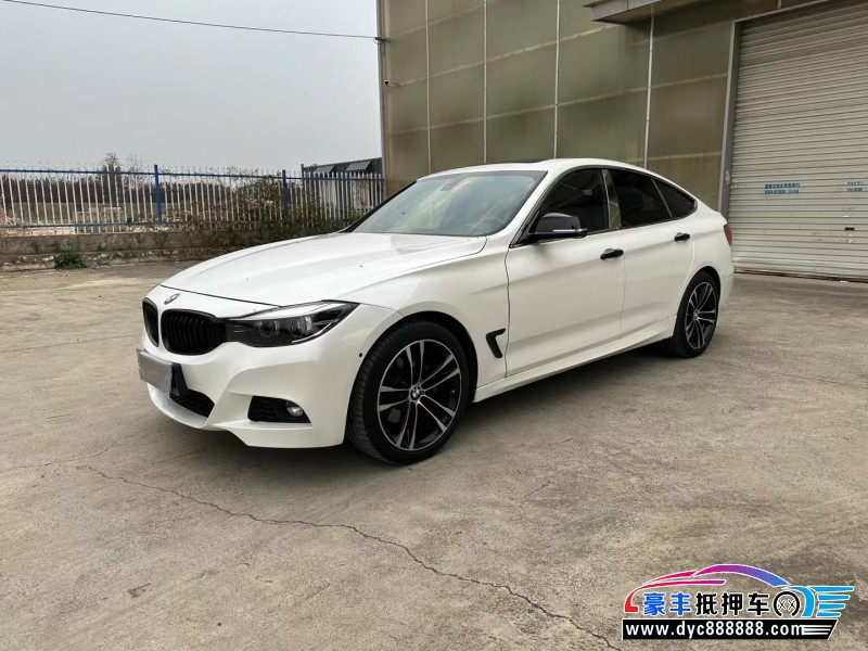 21年宝马3系轿车抵押车出售