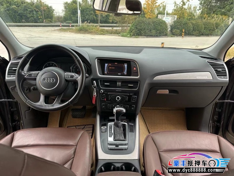 17年奥迪Q5轿车抵押车出售