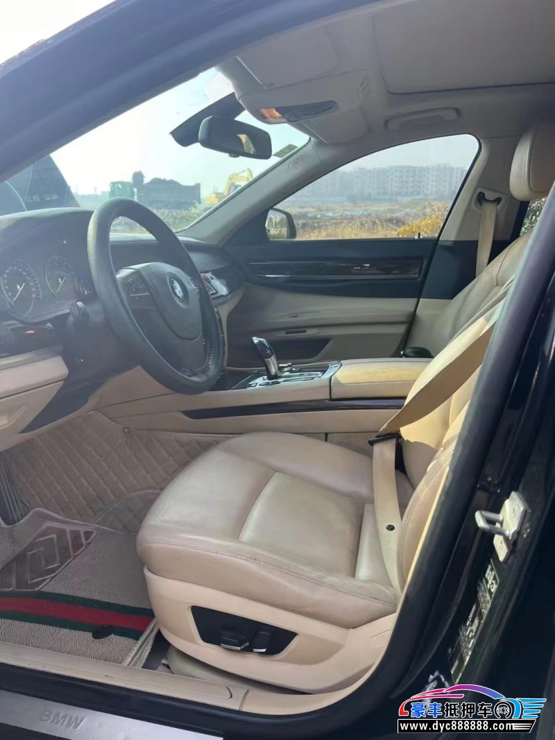 11年宝马7系轿车抵押车出售