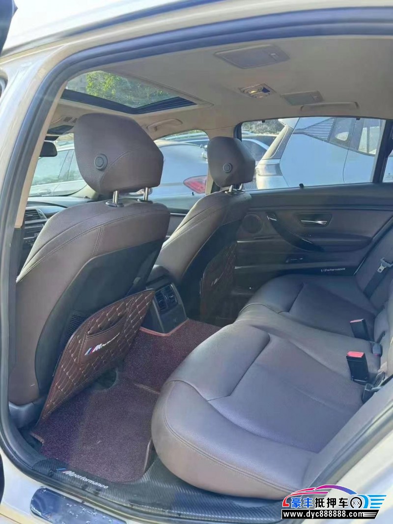 18年宝马3系轿车抵押车出售