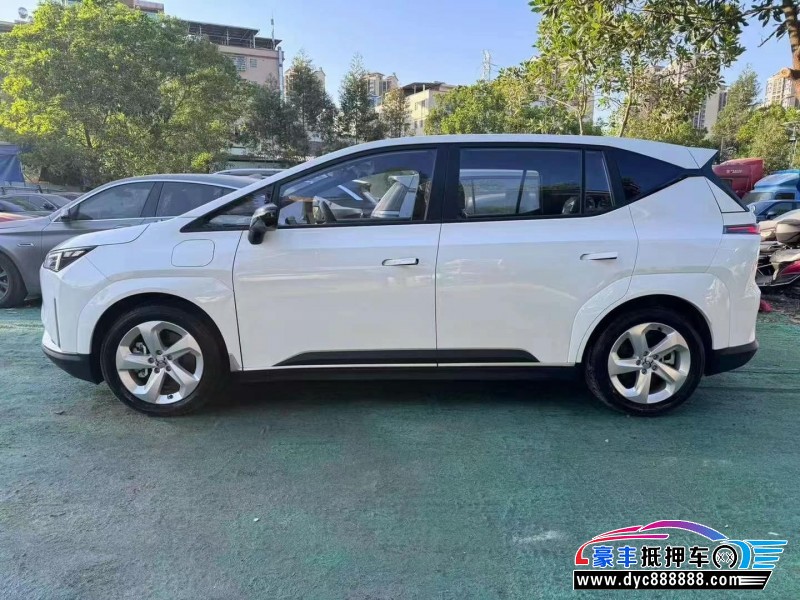 24年合创z03轿车抵押车出售