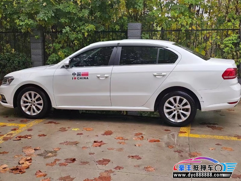 17年大众朗逸轿车抵押车出售