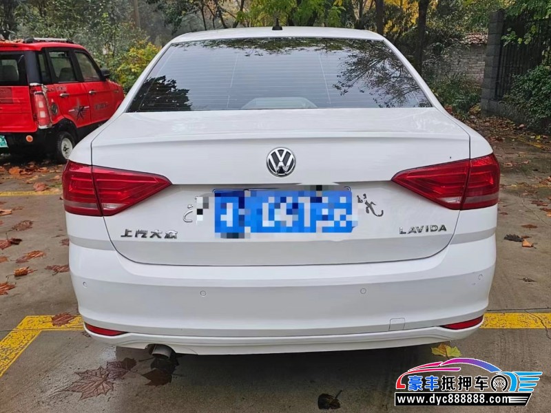 17年大众朗逸轿车抵押车出售