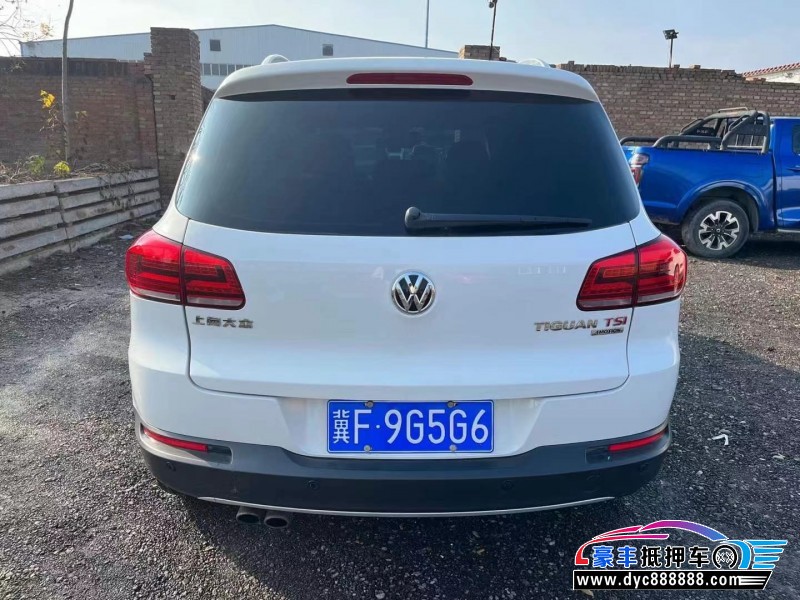 15年大众途观轿车抵押车出售