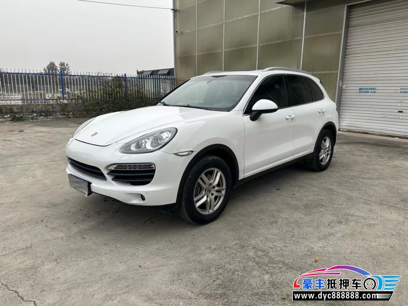 14年保时捷卡宴轿车抵押车出售