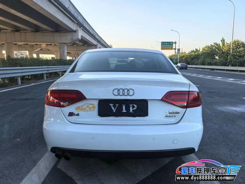 11年奥迪A4L轿车抵押车出售