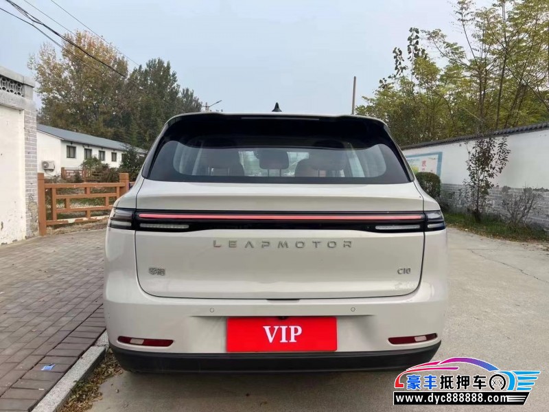 24年零跑C10轿车抵押车出售