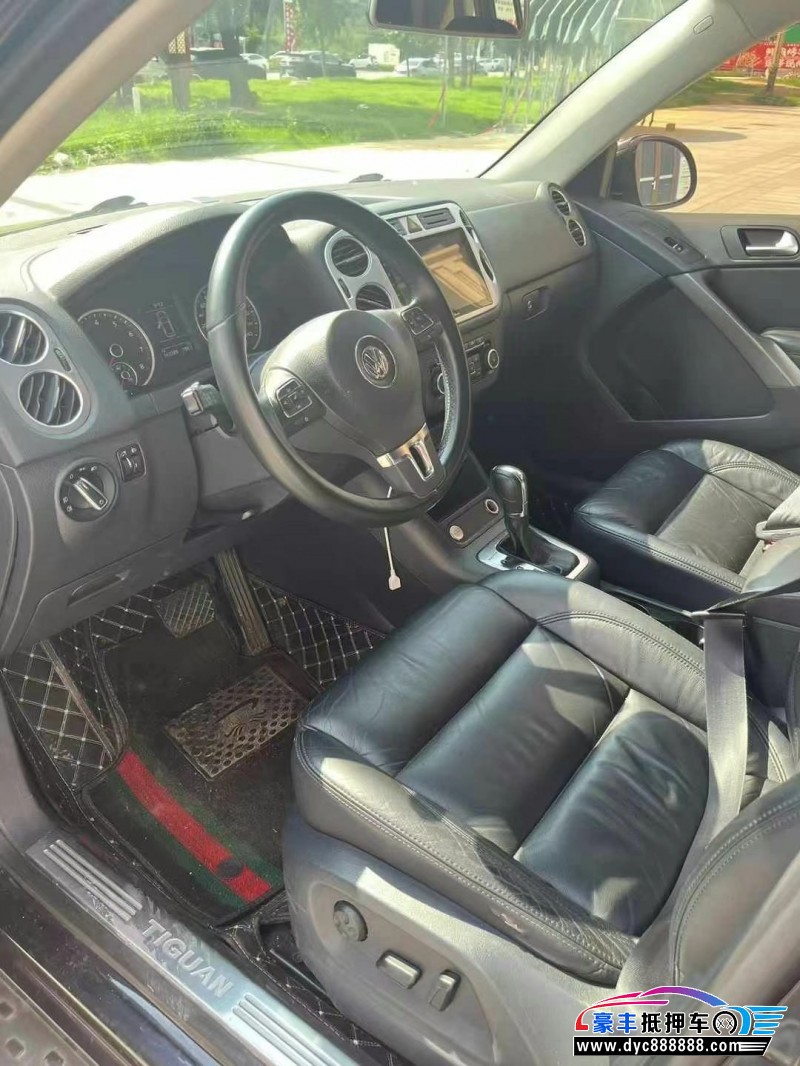 13年大众途观轿车抵押车出售