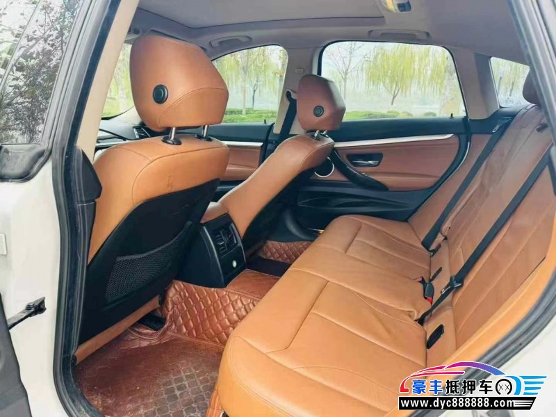 15年宝马3系轿车抵押车出售