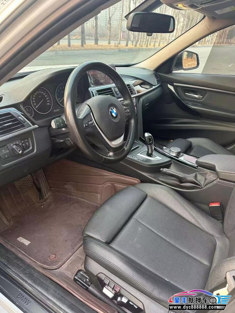 18年宝马3系轿车抵押车出售