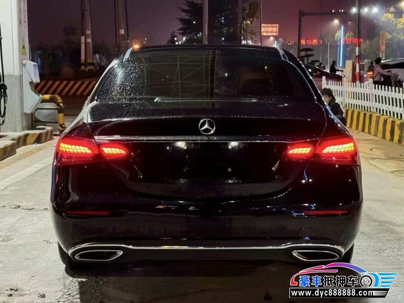 21年奔驰E轿车抵押车出售