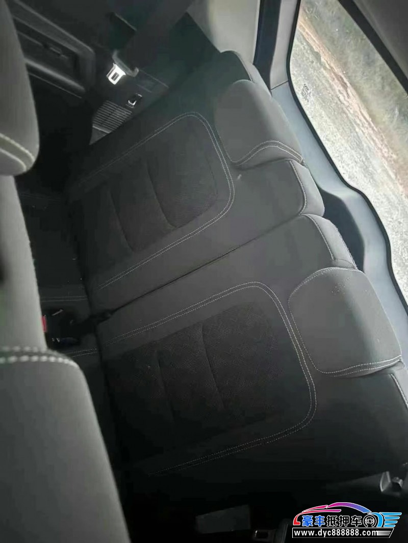 22年捷途X70轿车抵押车出售