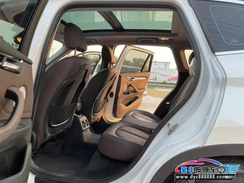 22年宝马X1轿车抵押车出售