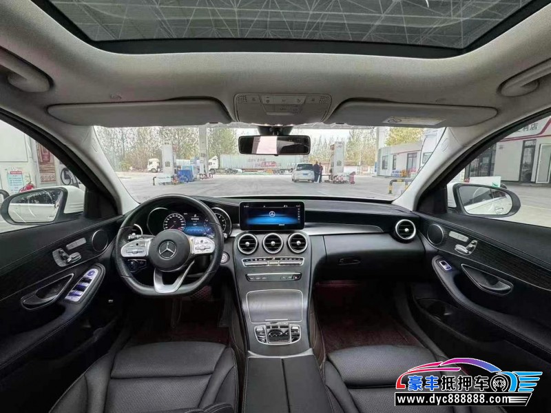 21年奔驰C轿车抵押车出售