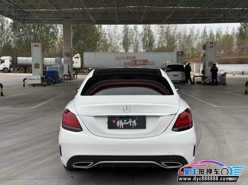 21年奔驰C轿车抵押车出售