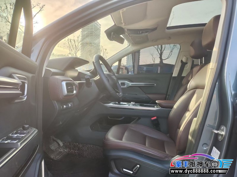 22年吉利豪越SUV抵押车出售