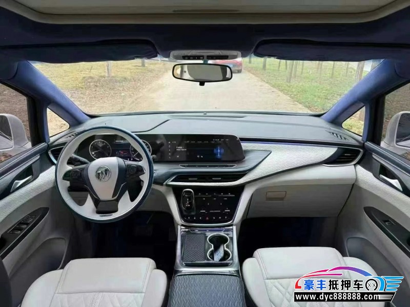 23年别克GL8轿车抵押车出售