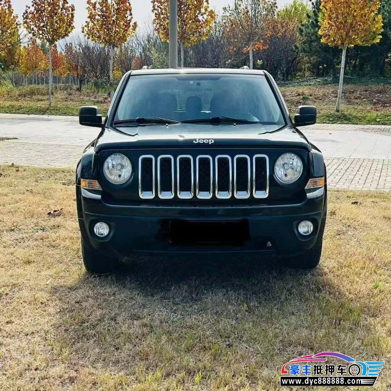 抵押车出售15年Jeep自由客轿车