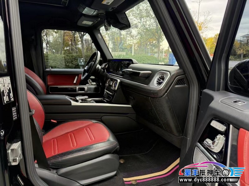 20年奔驰G轿车抵押车出售