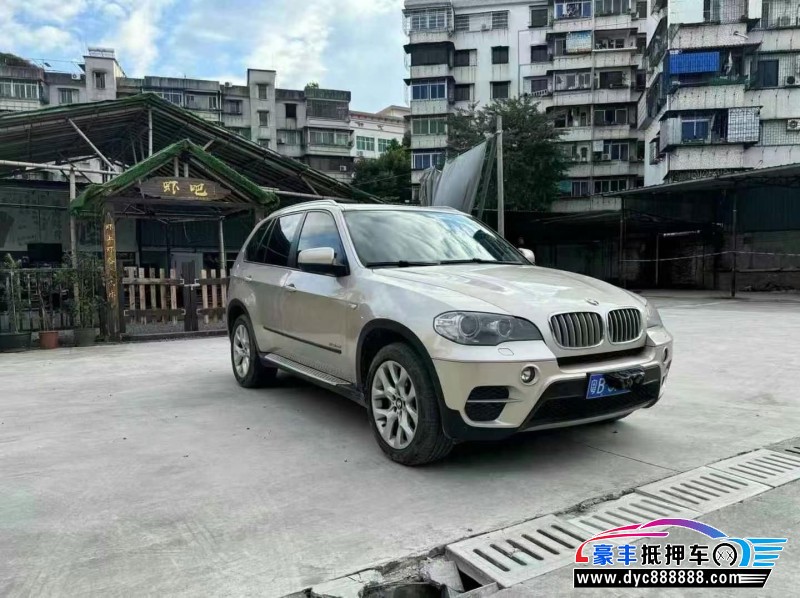 13年宝马X5轿车抵押车出售