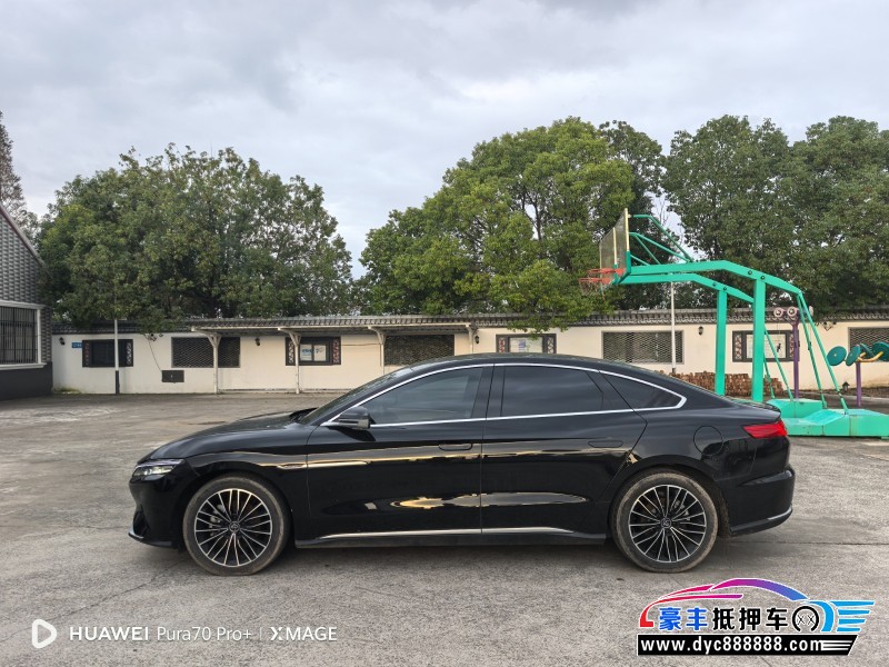 23年比亚迪汉轿车抵押车出售