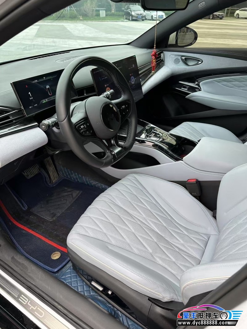 23年比亚迪海豹轿车抵押车出售