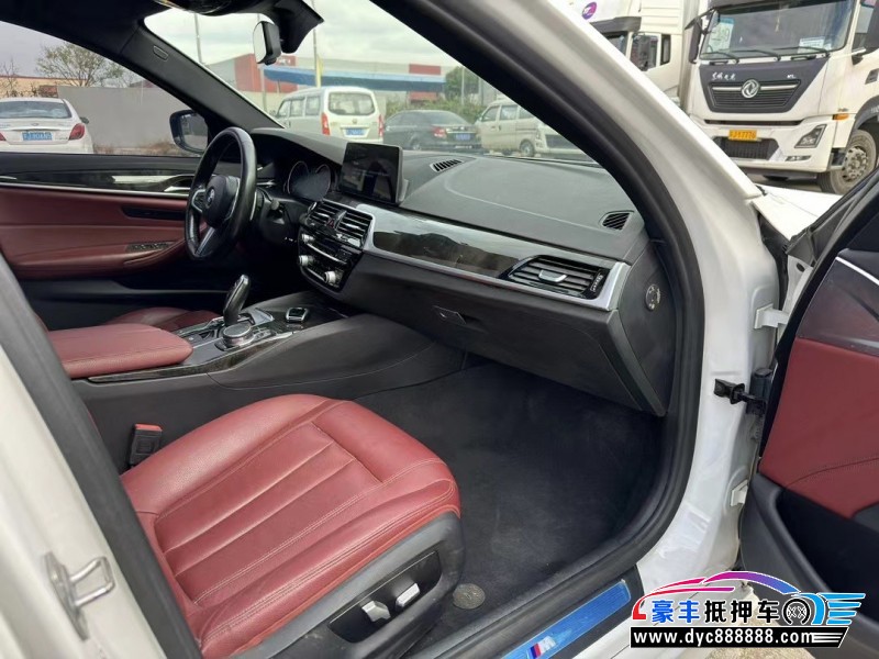 18年宝马5系轿车抵押车出售