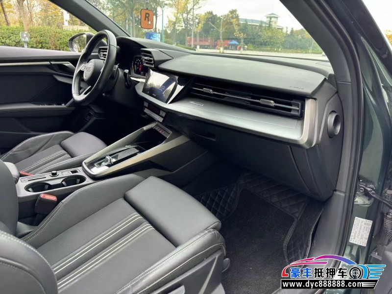 22年奥迪A3轿车抵押车出售