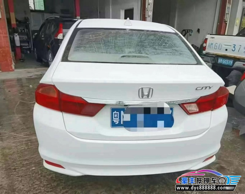 17年本田锋范轿车抵押车出售