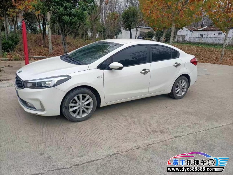 18年起亚K3轿车抵押车出售