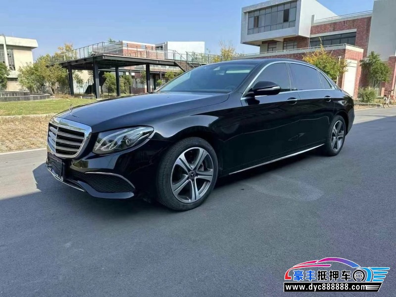 19年奔驰E轿车抵押车出售