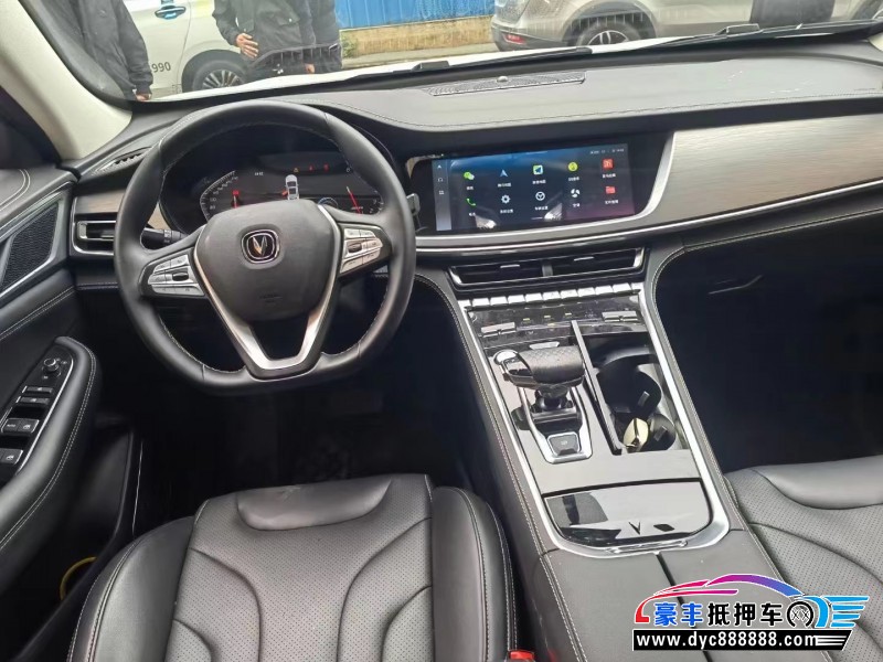 21年长安长安cs85轿车抵押车出售