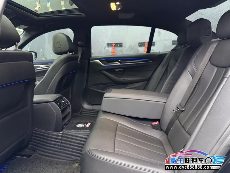 18年宝马5系轿车抵押车出售