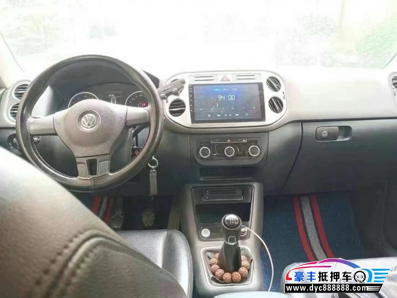 13年大众途观轿车抵押车出售