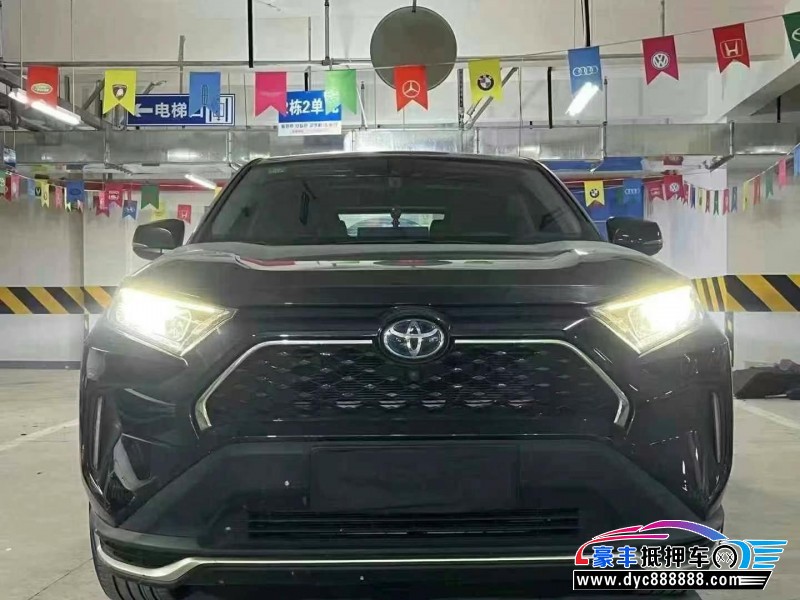 抵押车出售22年丰田RAV4荣放轿车