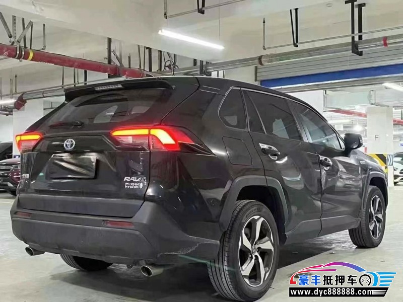 22年丰田RAV4荣放轿车抵押车出售