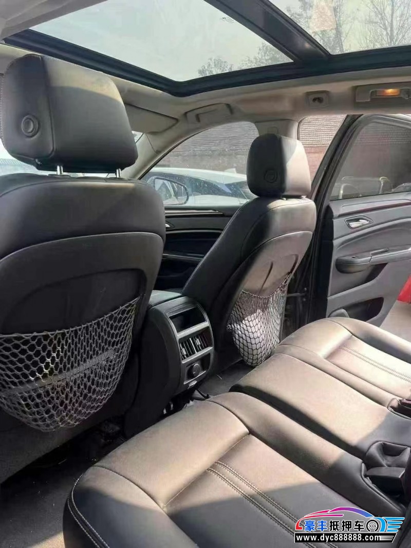 12年凯迪拉克SRX轿车抵押车出售