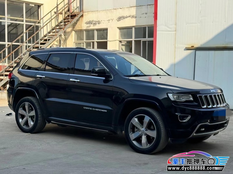 16年Jeep大切诺基(进口)轿车抵押车出售