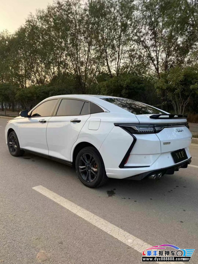 24年东风风神奕炫轿车抵押车出售