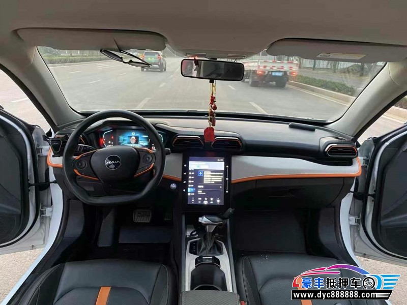 22年东风风神奕炫轿车抵押车出售