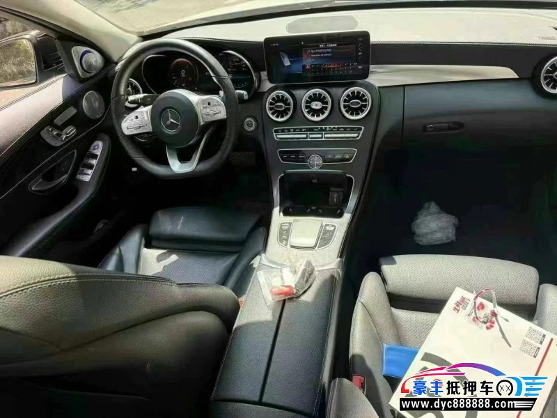 23年奔驰C轿车抵押车出售